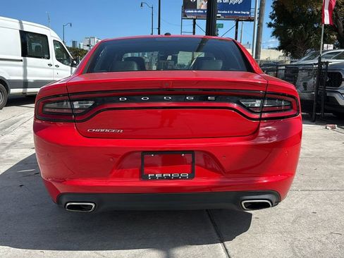 Used 2019 Dodge Charger SXT w/ Leather Interior Group image 12