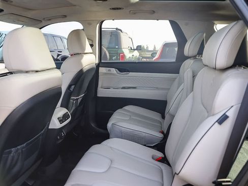 Used 2023 Hyundai Palisade Calligraphy image 20