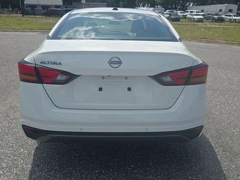 Used 2026 Nissan Altima 2.5 SV FWD image 5