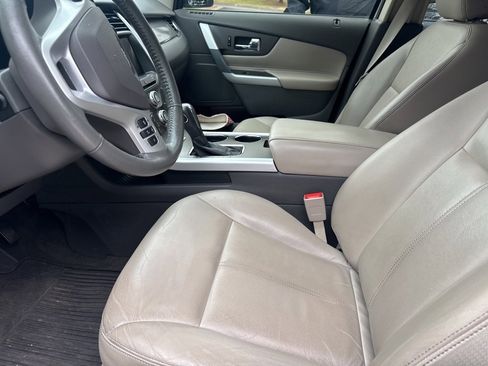 Used 2014 Ford Edge SEL w/ Equipment Group 205A image 3
