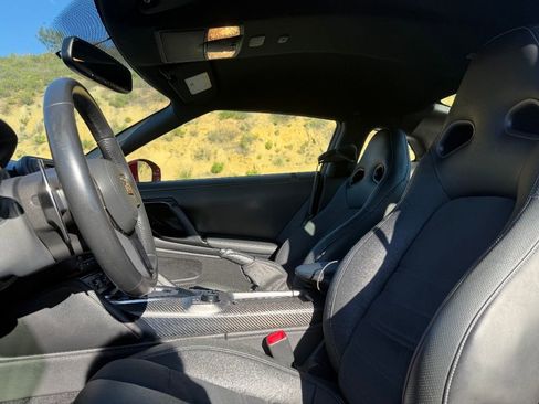 Used 2019 Nissan GT-R Premium image 8