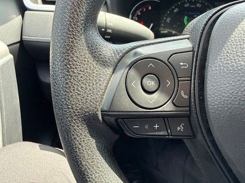 Used 2025 Toyota RAV4 LE FWD image 29