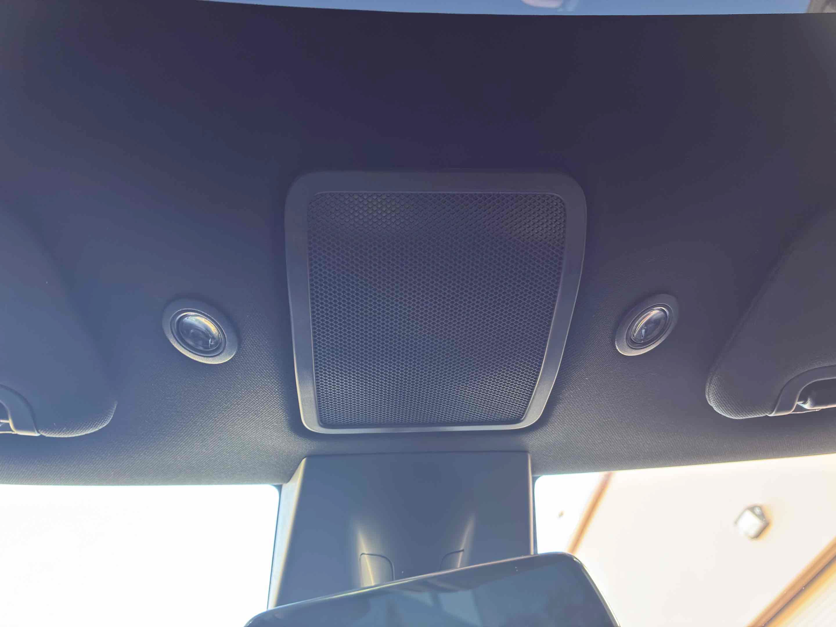 Used 2017 Tesla Model S 75 RWD image 30