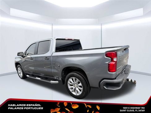 Used 2020 Chevrolet Silverado 1500 Custom w/ Custom Value Package RWD image 3