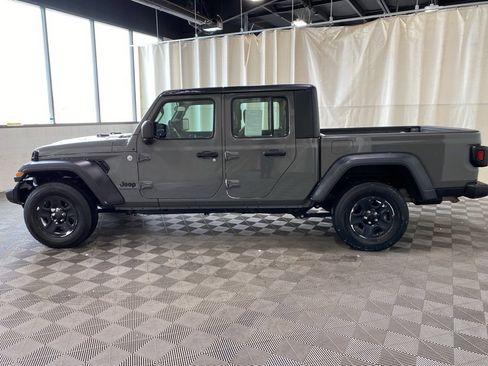 Used 2021 Jeep Gladiator Sport w/ Trailer Tow Package image 4