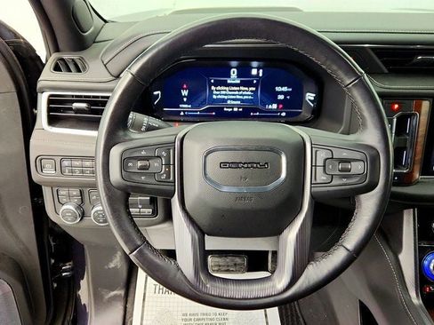 Used 2023 GMC Yukon Denali Ultimate AWD/4WD image 13