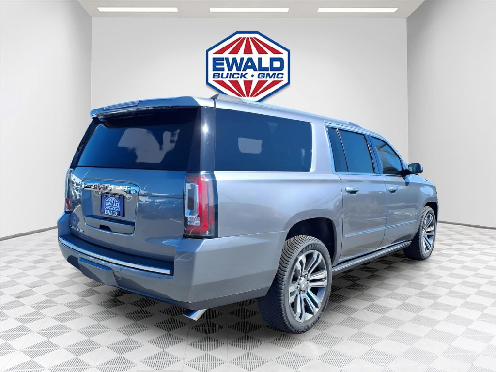 Certified 2020 GMC Yukon XL Denali w/ Denali Ultimate Package AWD/4WD image 4