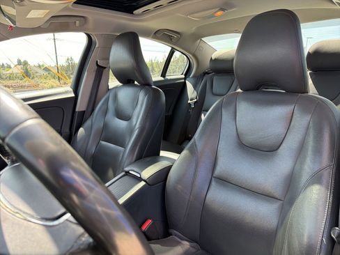 Used 2016 Volvo S60 T5 Premier w/ Convenience Package AWD/4WD image 19