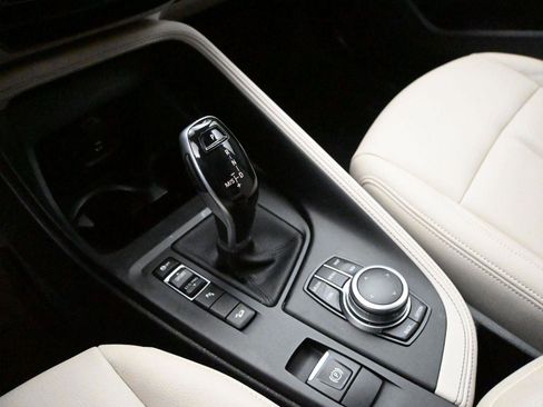 Used 2021 BMW X1 xDrive28i w/ Convenience Package image 5