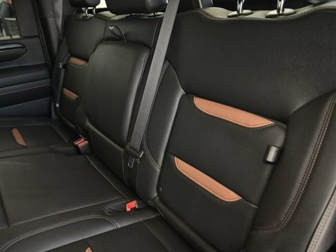 Certified 2024 GMC Sierra 2500 AT4 image 37