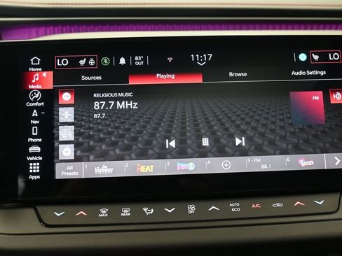 Used 2024 Dodge Charger R/T Scat Pack w/ Plus Group image 31