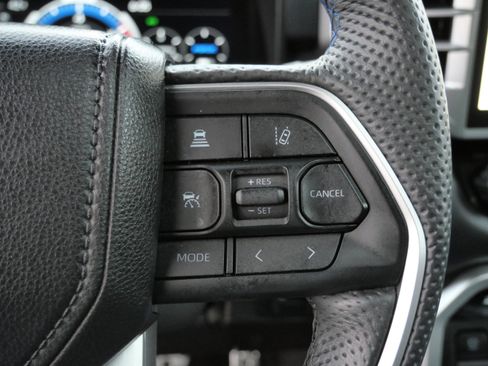 Certified 2025 Toyota Sequoia Platinum image 29