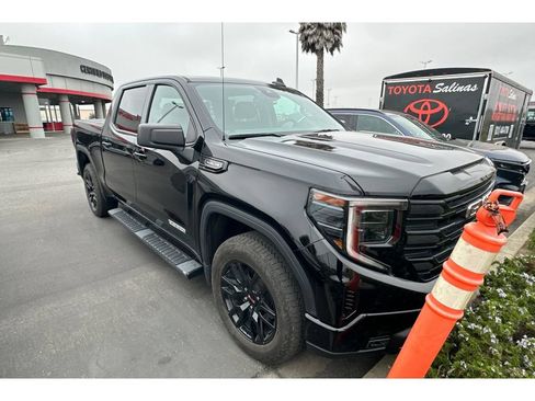 Used 2024 GMC Sierra 1500 Elevation w/ X31 Off-Road Package AWD/4WD image 2