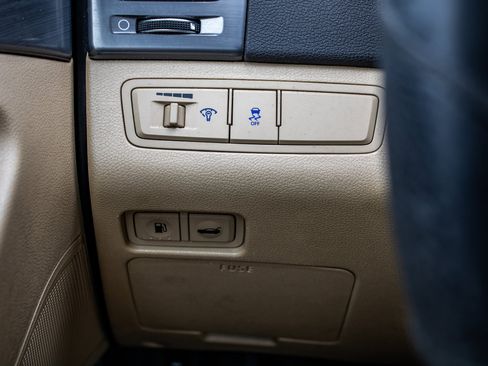 Used 2012 Hyundai Sonata Hybrid image 33