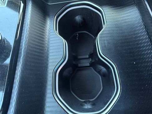 New 2025 Jeep Grand Cherokee Altitude image 15