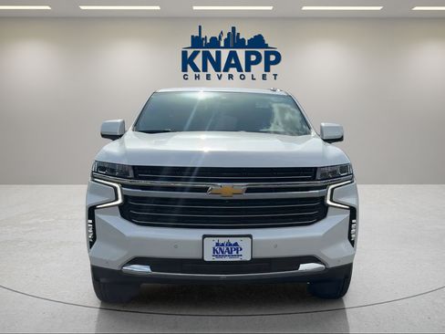 Used 2024 Chevrolet Tahoe LT w/ LT Signature Plus Package RWD image 8