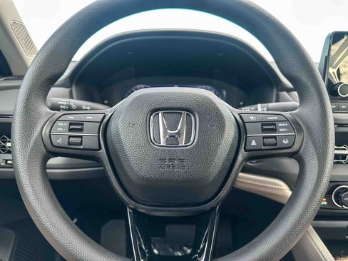 New 2025 Honda Accord SE image 17