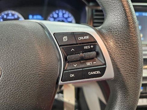 Used 2018 Hyundai Sonata SE FWD image 18