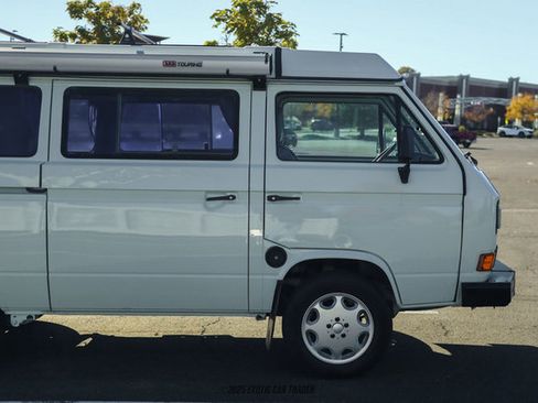 Used 1989 Volkswagen Vanagon GL image 11