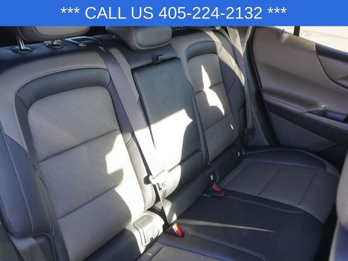 Used 2025 Chevrolet Equinox LT w/ Convenience Package II image 26