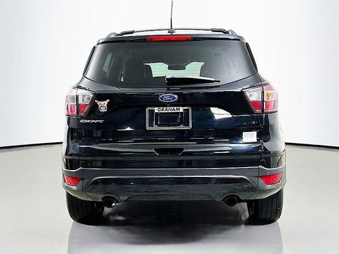 Used 2018 Ford Escape SE w/ SE Sport Appearance Package image 6