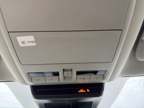 Used 2026 MAZDA CX-50 AWD 2.5 S w/ Premium Package image 17