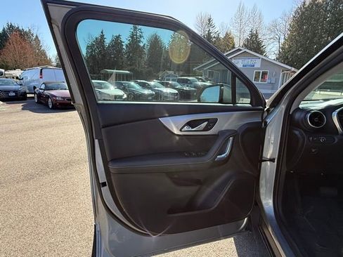 Used 2023 Chevrolet Blazer LT w/ Driver Confidence Package AWD/4WD image 11