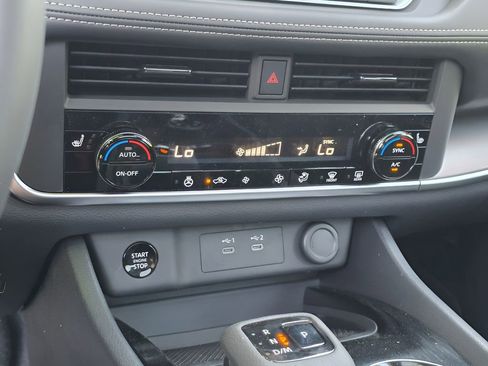 New 2026 Nissan Rogue SV AWD/4WD image 24