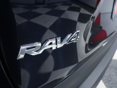 Used 2023 Toyota RAV4 XLE image 10