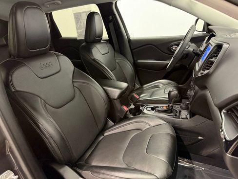 Used 2023 Jeep Cherokee Altitude Lux image 16