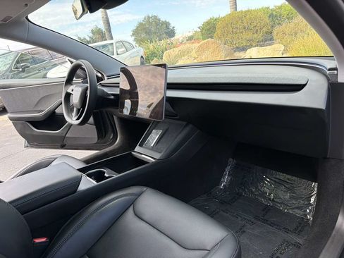 Used 2024 Tesla Model 3 Long Range RWD image 21