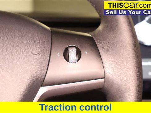 Used 2021 Tesla Model Y Long Range image 17