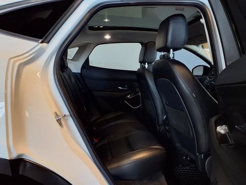 Used 2020 Jaguar E-PACE SE image 9