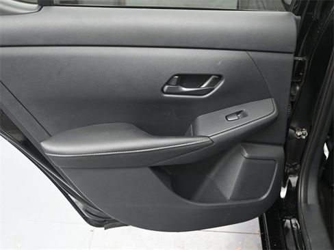 Used 2025 Nissan Sentra S image 22