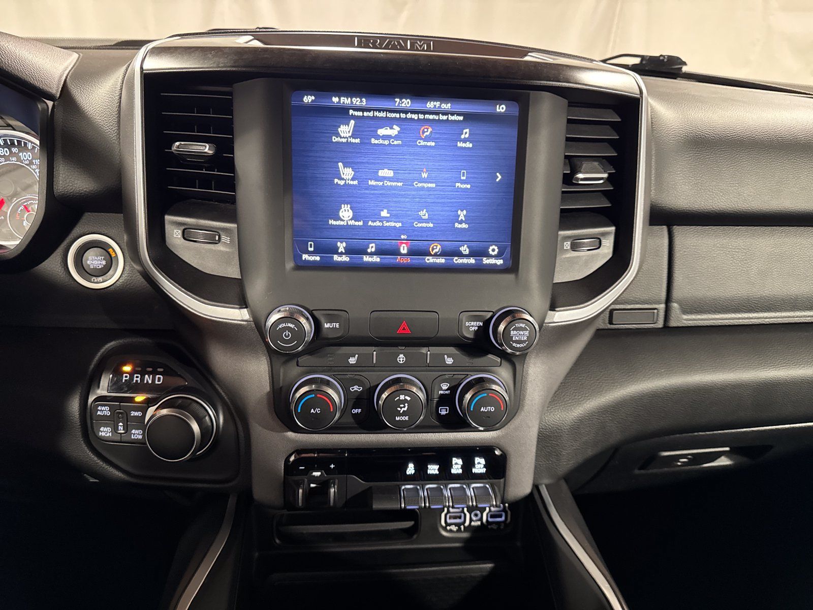 Used 2020 RAM 1500 Big Horn AWD/4WD image 21