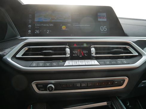 Used 2022 BMW X5 M50i image 22