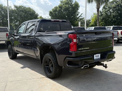Used 2023 Chevrolet Silverado 1500 LT Trail Boss w/ Convenience Package II AWD/4WD image 7