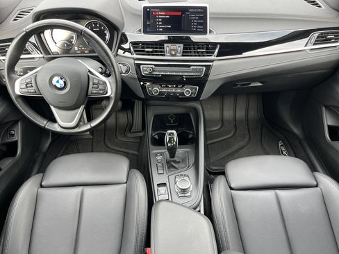 Used 2022 BMW X2 sDrive28i w/ Convenience Package image 3