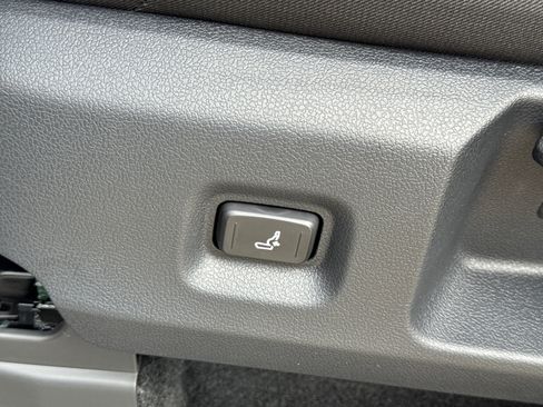 New 2026 Toyota Tacoma SR5 AWD/4WD image 26