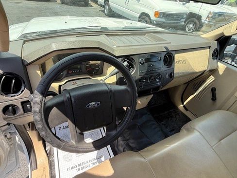 Used 2008 Ford F350 XL image 17
