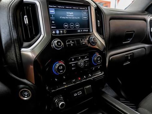 Used 2022 Chevrolet Silverado 1500 LT Trail Boss w/ Safety Package AWD/4WD image 24