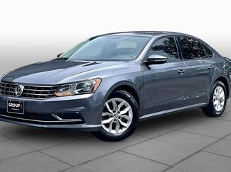 Used 2018 Volkswagen Passat 2.0T S w/ Driver Assistance Package FWD video 1