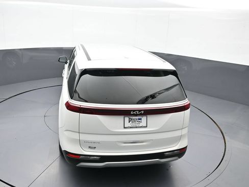 Certified 2024 Kia Carnival LX FWD image 38
