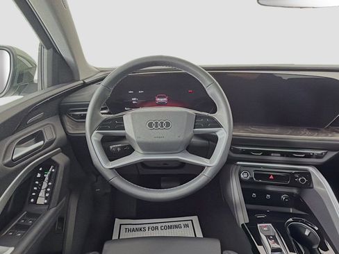 Certified 2025 Audi Q5 Premium Plus w/ Premium Plus image 24