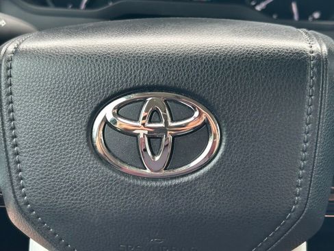 Used 2023 Toyota Tundra Limited w/ Power Package RWD image 39