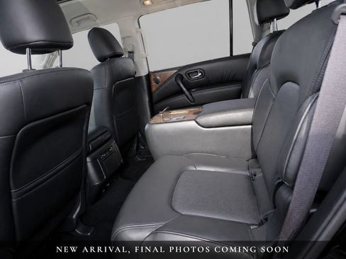 Used 2023 Nissan Armada SL w/ Captain's Chairs Package RWD image 6
