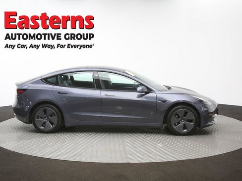 Used 2021 Tesla Model 3 Standard Range Plus image 45