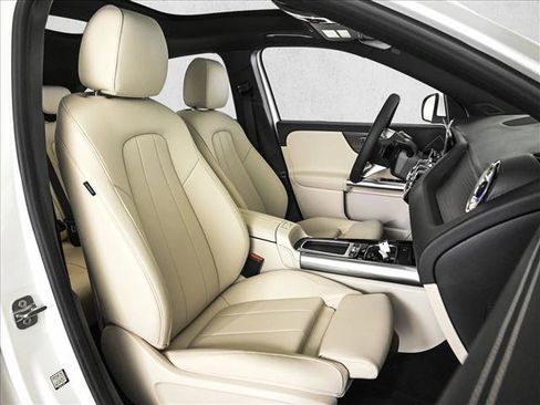 New 2026 Mercedes-Benz GLA 250 4MATIC image 23