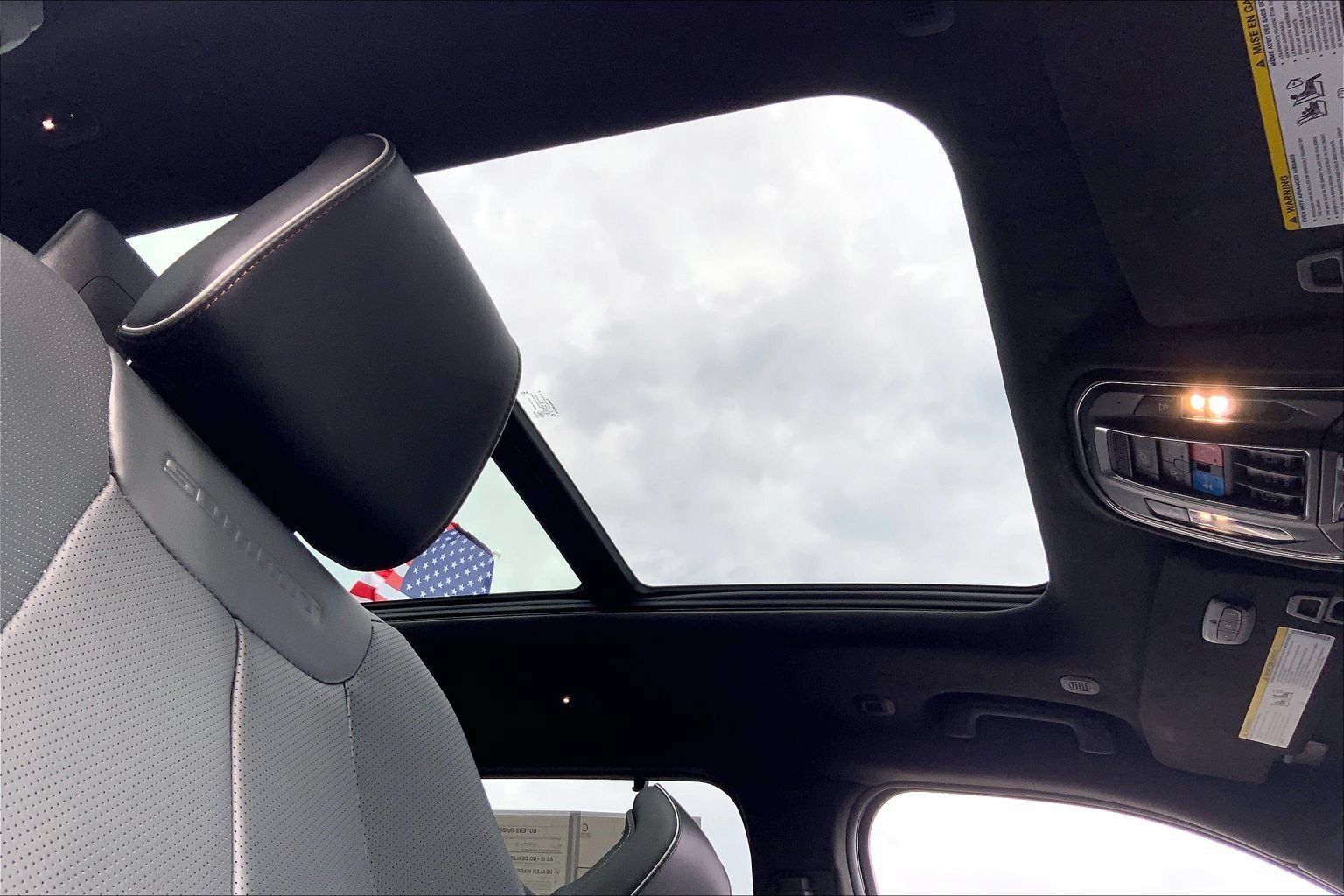 Certified 2025 Jeep Grand Cherokee L Summit AWD/4WD image 13