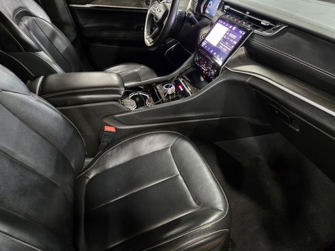 Used 2021 Jeep Grand Cherokee L Limited image 27